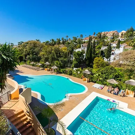 Aloha Hill Club * Μαρμπέλλα