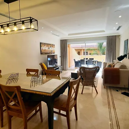 Apartmán Aloha Hill Club *