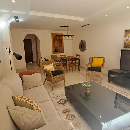 Aloha Hill Club Apartmán *