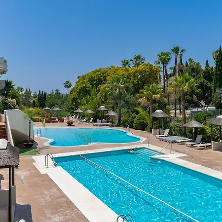 Aloha Hill Club * ماربيا