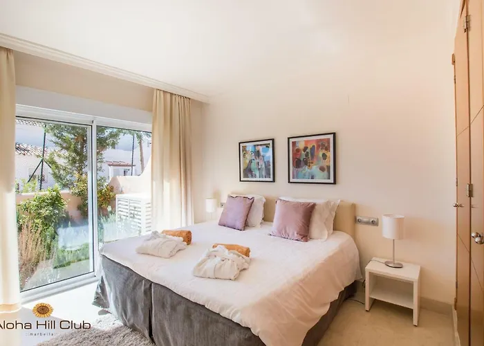 Aloha Hill Club شقة