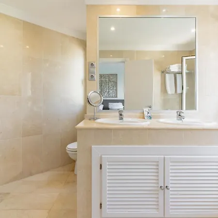 Aloha Hill Club * Marbella