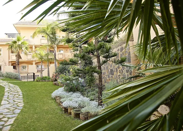 Aloha Hill Club