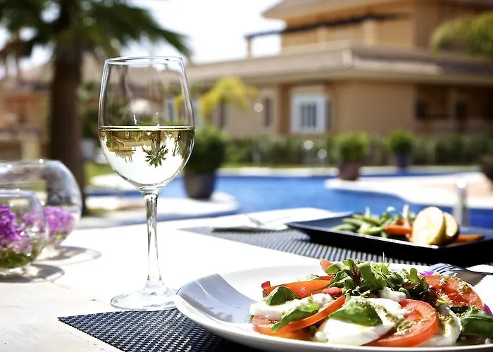 Aloha Hill Club Apartman *